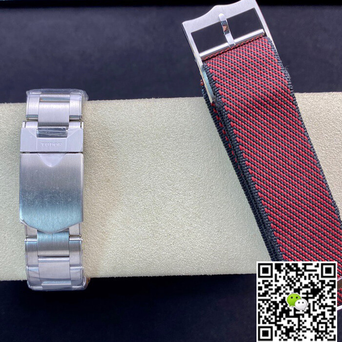 TUDOR Replica Heritage Black Bay 79230R ZF Factory 1:1 Best Edition Swiss ETA2824-2 Stainless Steel Bracelet