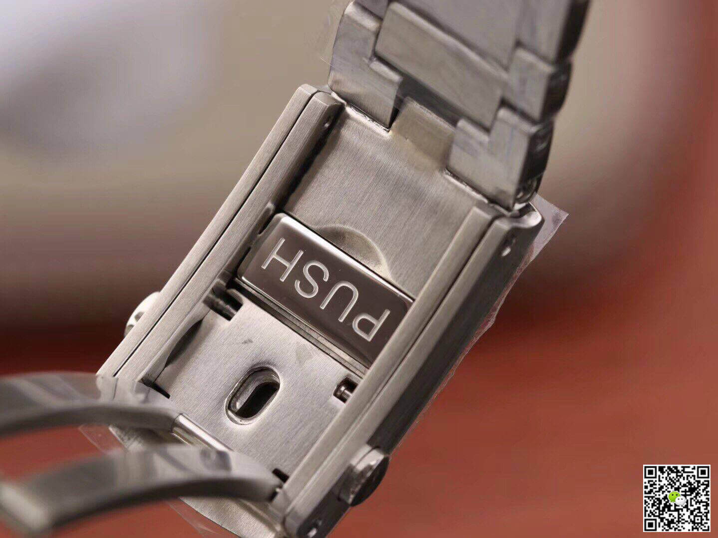 Replica 0me*ga Seamaster Planet Ocean 233.30.41.21.01.001 VS Factory 1:1 Best Edition Swiss ETA2824 Black Dial With S*perlume