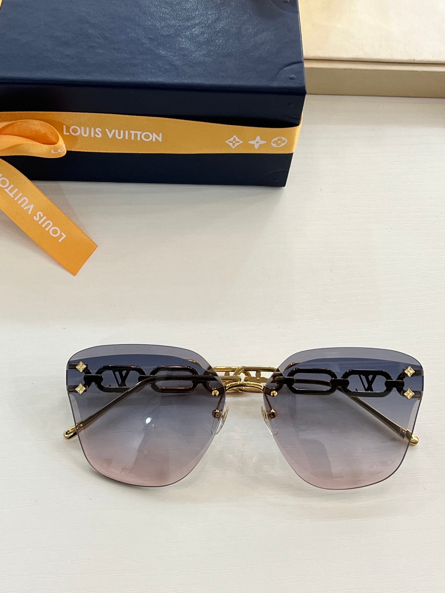 L0vis Vvtt0n Sunglasses