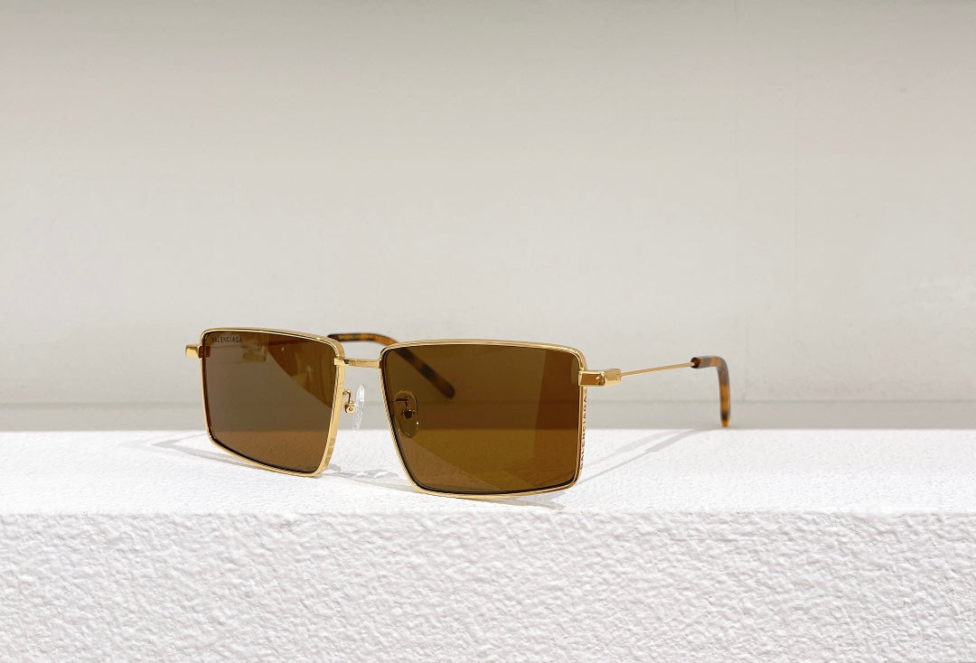 Ba1en*iaga Sunglasses Dupe