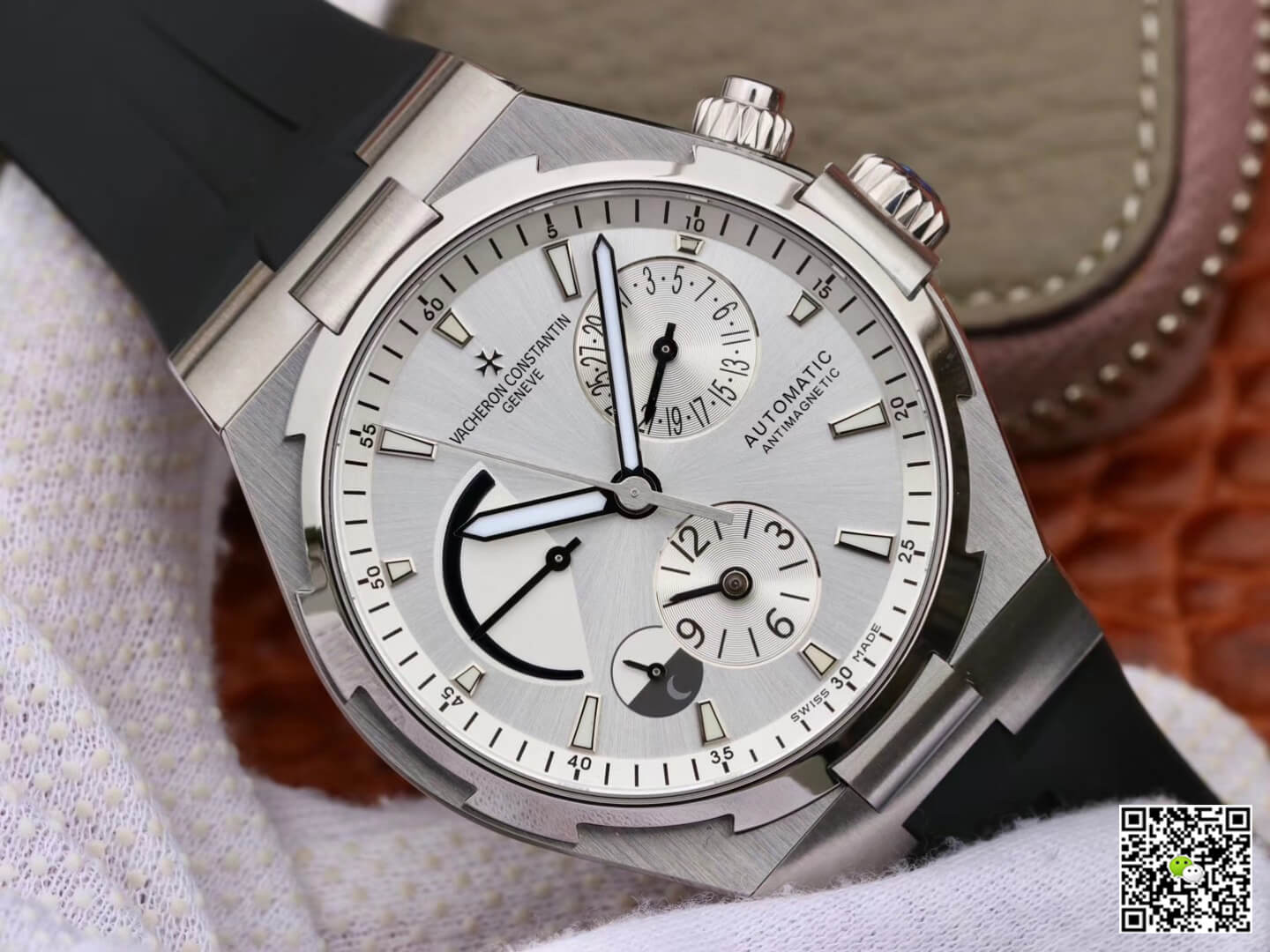 Replica Vacheron C0nstan1n Overseas 47450/B01A-9226 1:1 Best Edition TWA Factory White Dial