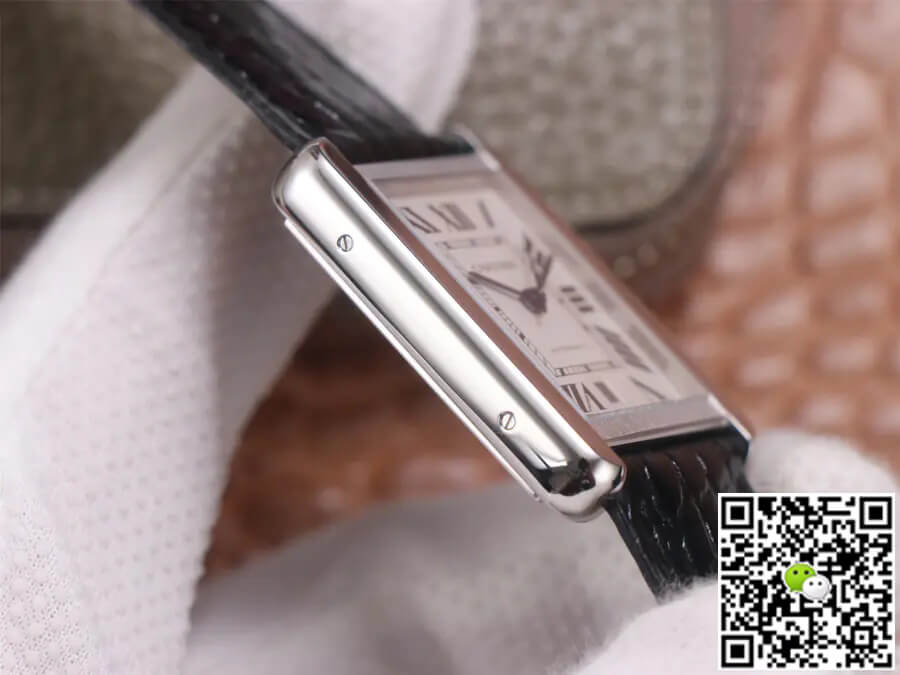 Replica Ca*t1er Tank WSTA0029 1:1 Best Edition V9 Factory White Dial