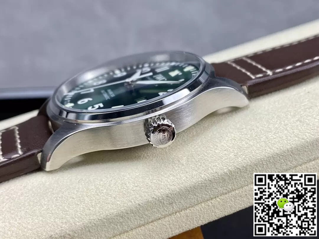 Replica IWC Pilot IW328205 1:1 Best Edition M+ Factory Brown Strap