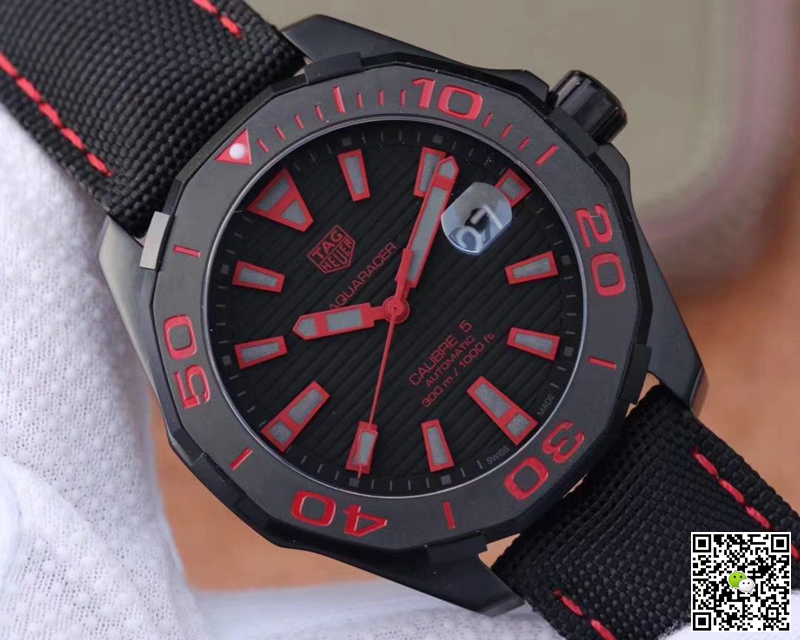 Replica Tag Heuer Aquaracer WAY208C.RHZ4937 1:1 Best Edition V6 Factory Black Dial Swiss ETA2824-2