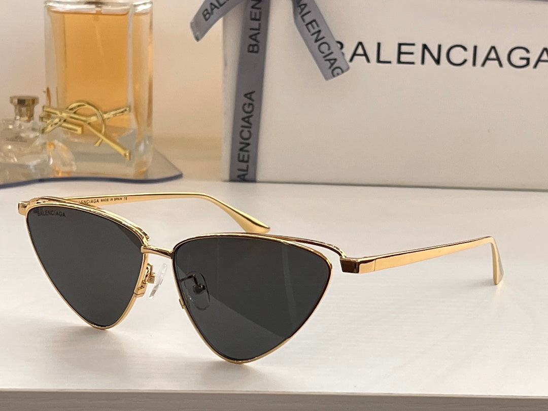 Ba1en*iaga Sunglasses Dupe