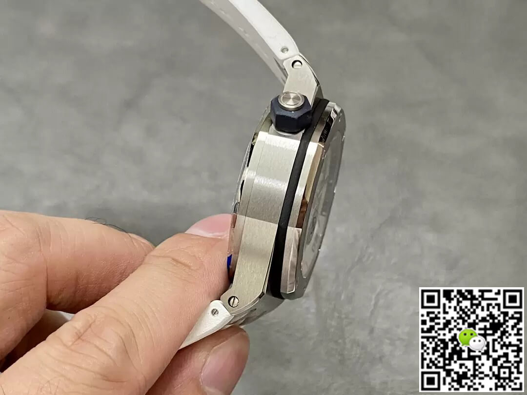 Replica Audemars P1g*et Royal Oak Offshore 15710ST.OO.A010CA.01 1:1 Best Edition APS Factory White Dial