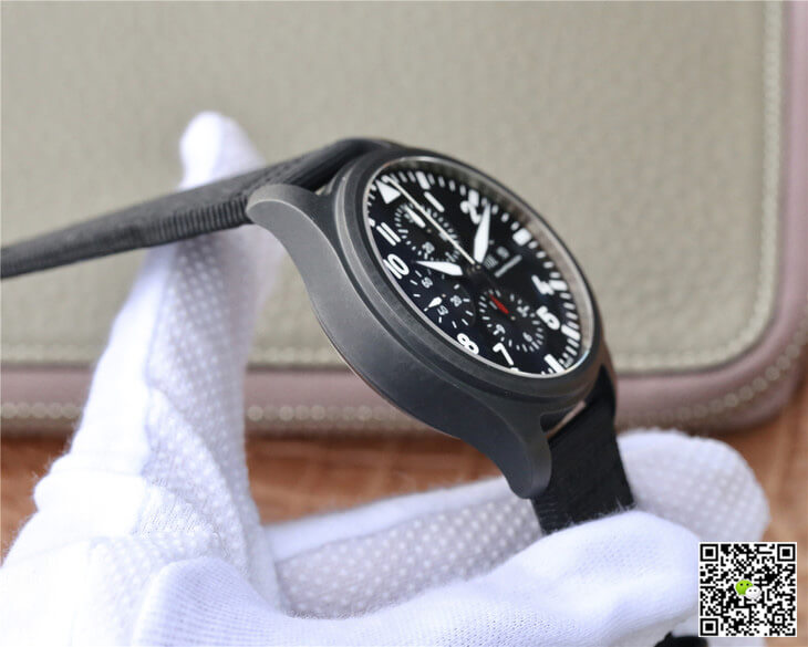 Replica IWC Pilot IW389101 1:1 Best Edition ZF Factory Ceramics Black Dial