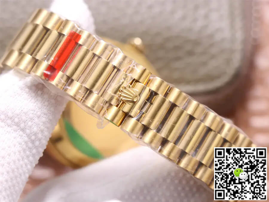 Replica R01ex Day Date 40MM 1:1 Best Edition EW Factory Yellow Gold Black Dial