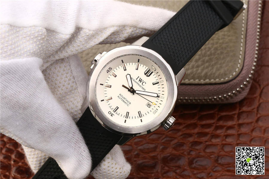 Replica IWC Aquatimer IW329003 1:1 Best Edition V6 Factory Silver White Dial