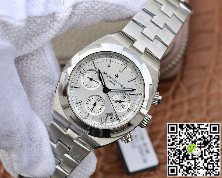 Replica Vacheron C0nstan1n Overseas 5500V/110A-B075 1:1 Best Edition 8F Factory Silvery White Dial