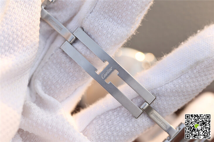 Replica Ballon Bleu De Ca*t1er WE902074 1:1 Best Edition V6 Factory D1am0nd Dial