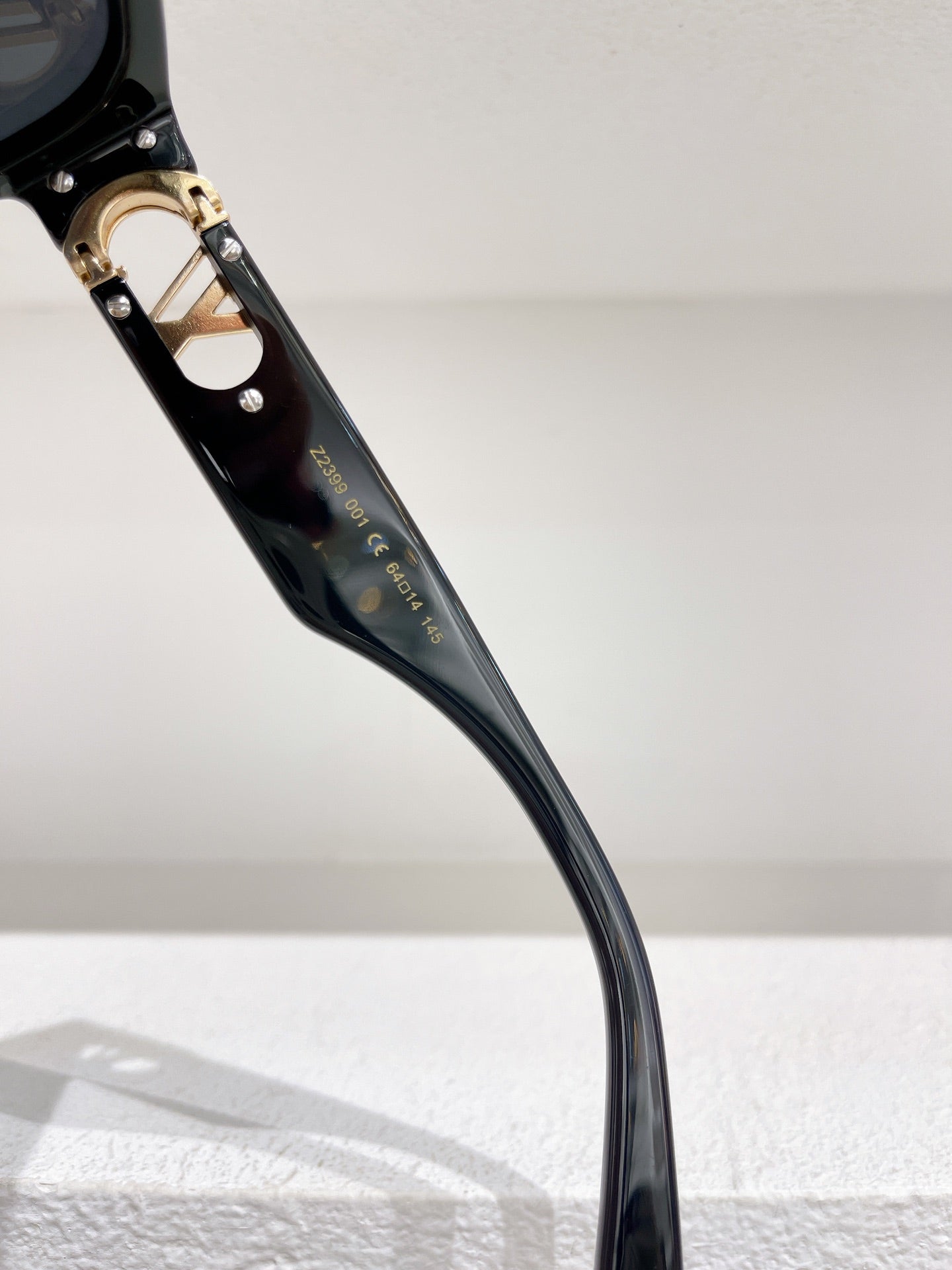 L0vis Vvtt0n Sunglasses