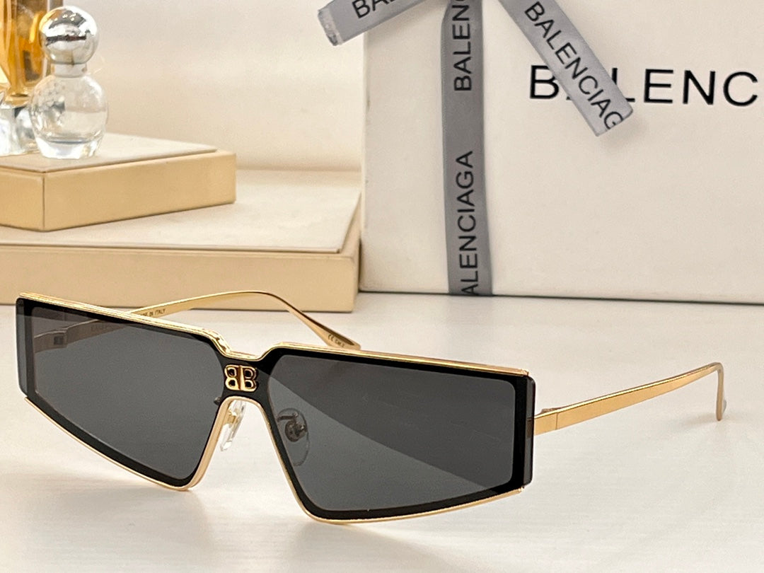 Ba1en*iaga Sunglasses Dupe