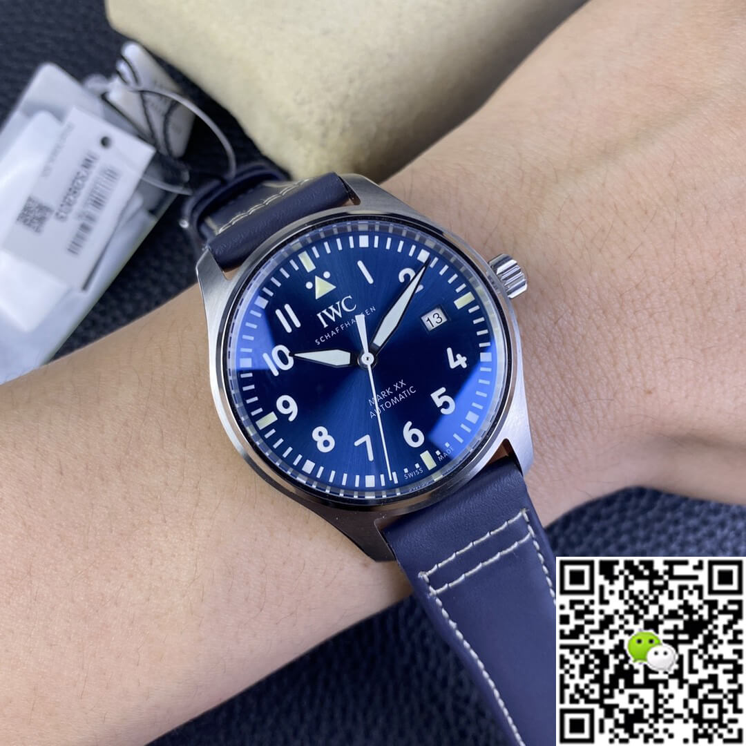 Replica IWC Pilot IW328203 1:1 Best Edition M+ Factory Blue Dial