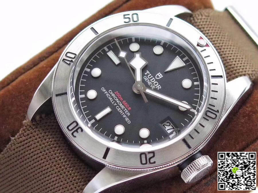 TUDOR Replica Heritage Black Bay 79730-0002 ZF Factory Men Watches 1:1 Best Edition Swiss ETA2824-2 Brown Nato Strap
