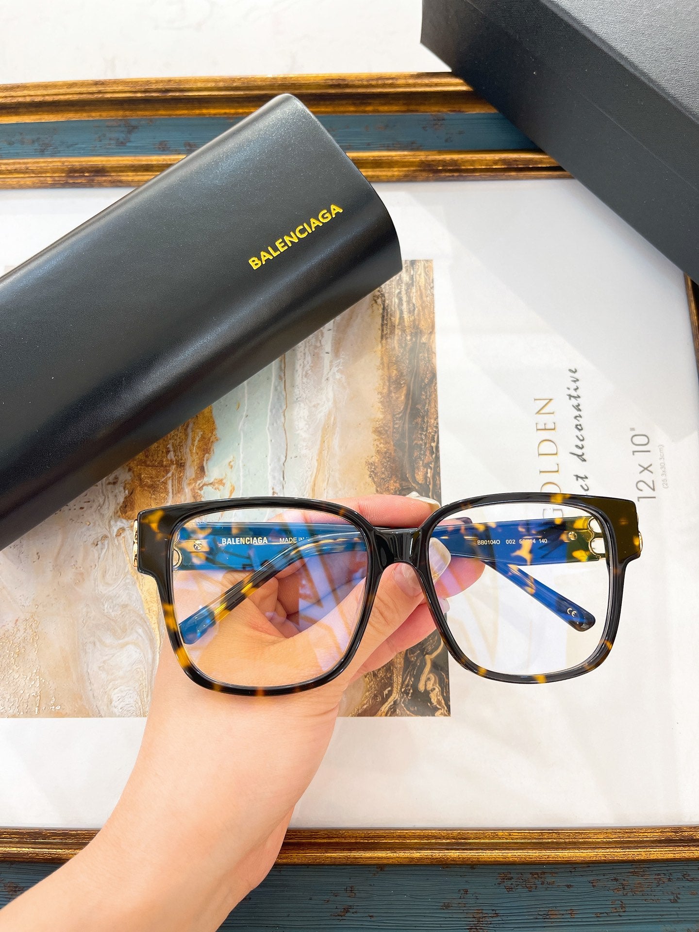 Ba1en*iaga Glasses