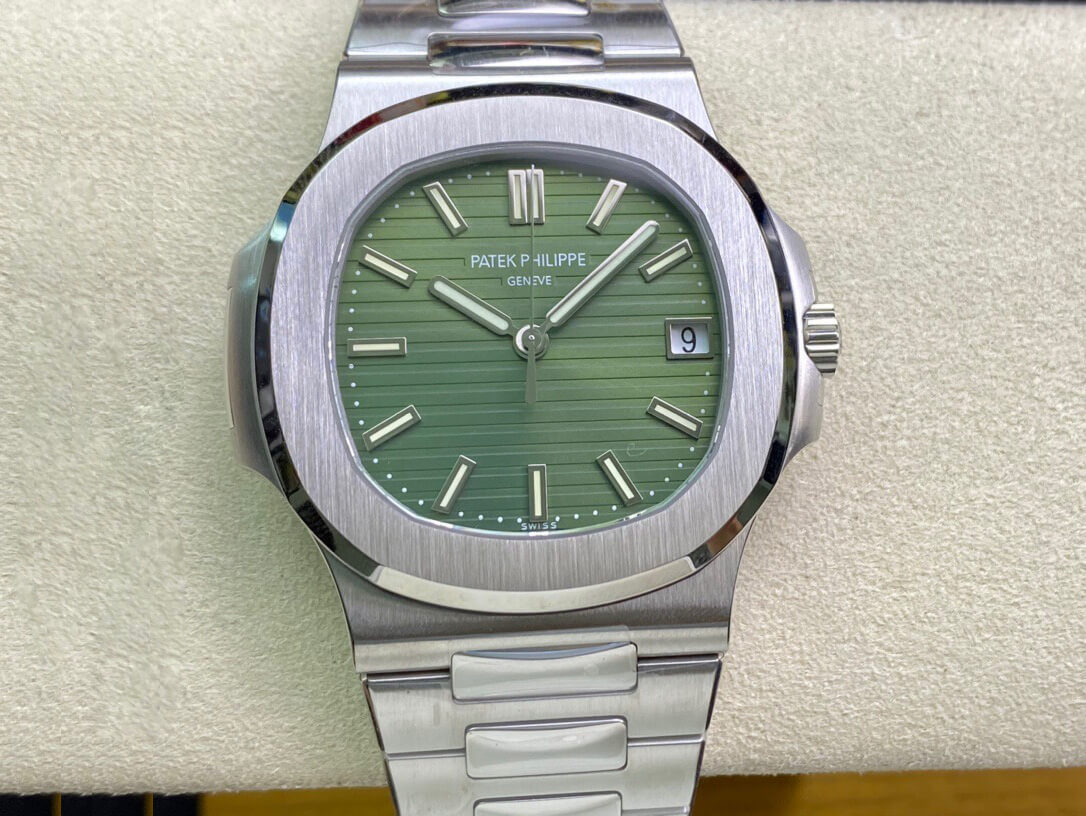 Replica Pat*k Phi1i*pe Nautilus 5711/1A 1:1 Best Edition PPF Factory Olive Green Dial