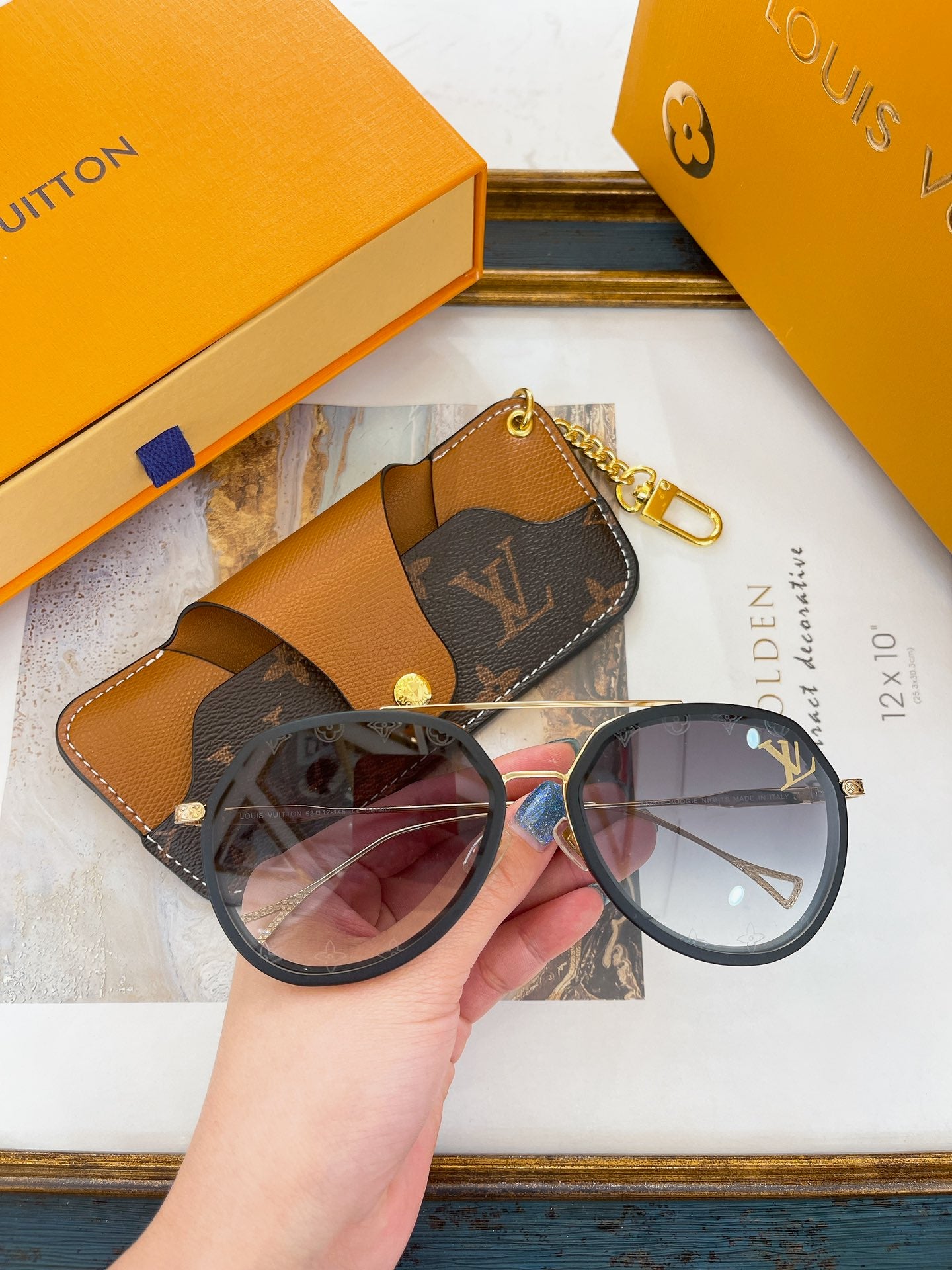 L0vis Vvtt0n Sunglasses