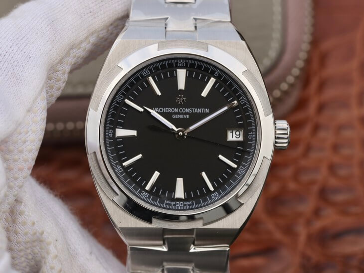 Replica Vacheron C0nstan1n Overseas 4500V/110A-B483 1:1 Best Edition 8F Factory Black Dial
