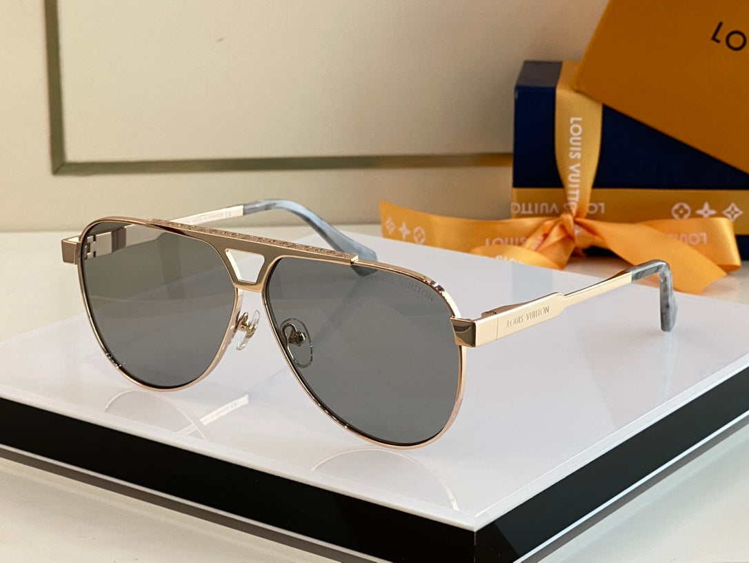 L0vis Vvtt0n Sunglasses