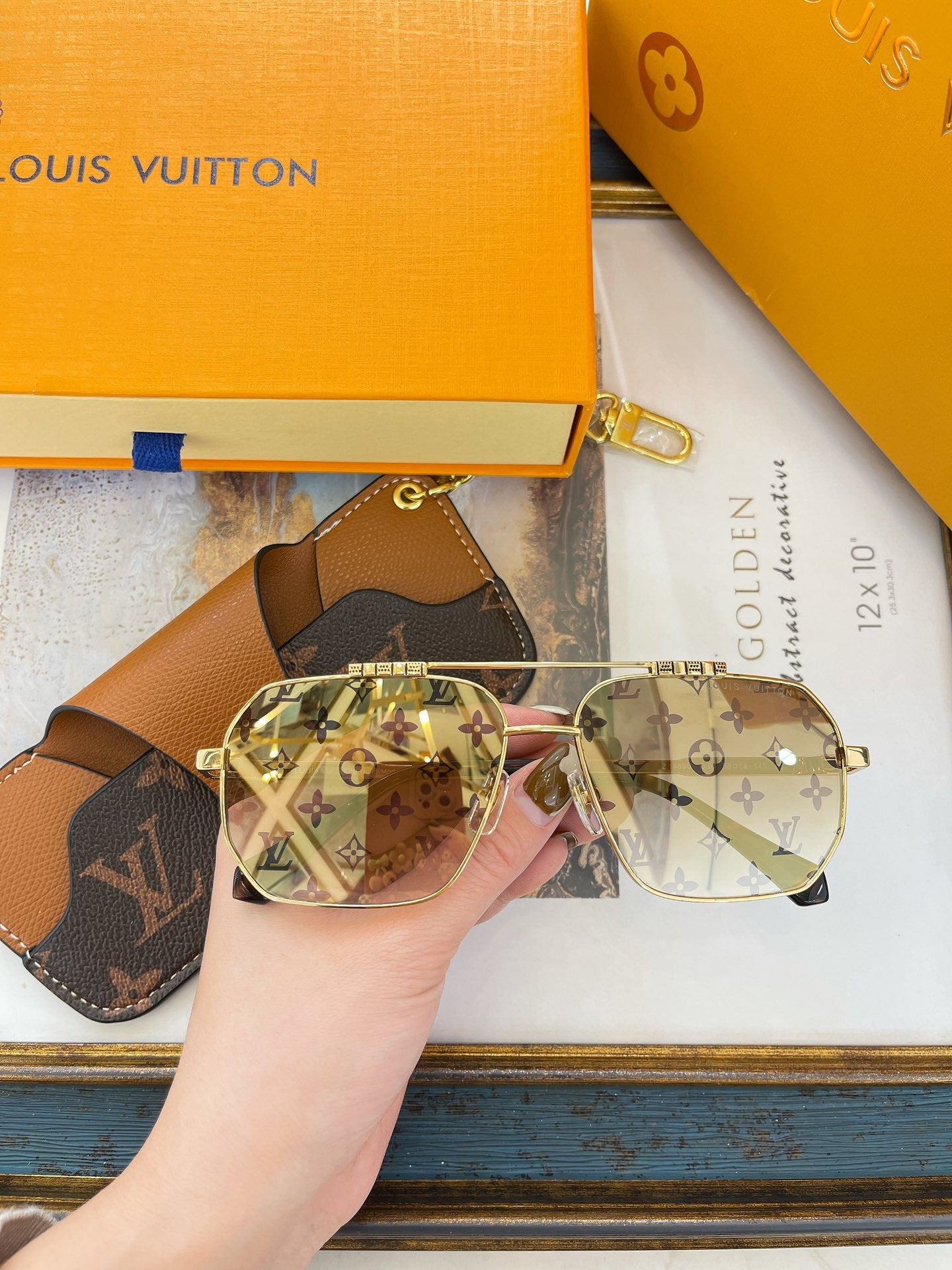 L0vis Vvtt0n Sunglasses