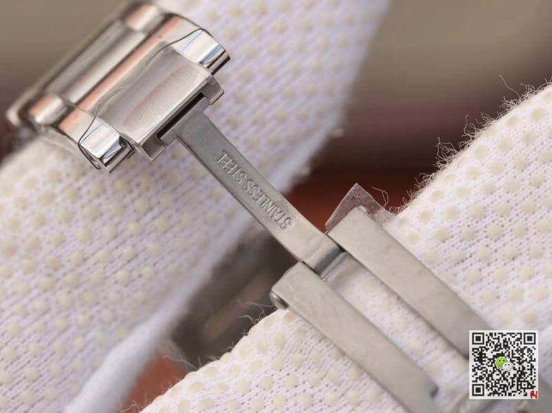 Replica Ballon Bleu De Ca*t1er 33mm V6 Factory 1:1 Best Edition Swiss Quartz ETA157 White Dial