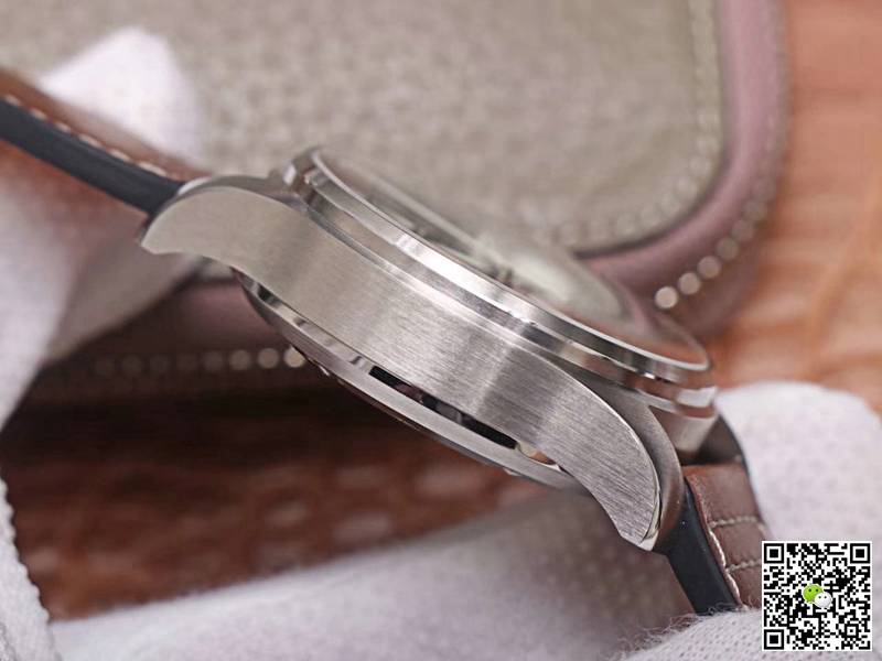 Replica IWC Pilot Chronograph IW377726 1:1 Best Edition ZF Factory Green Dial Swiss ETA7750