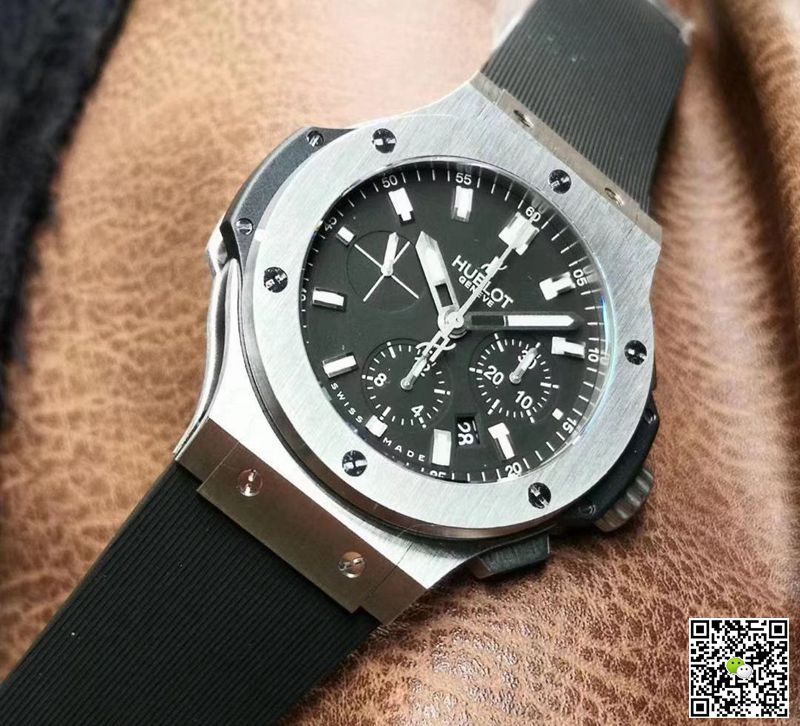 Replica Hublot Big Bang 301.SX.1170.RX 1:1 Best Edition V6 Factory Black Dial Swiss HUB4100