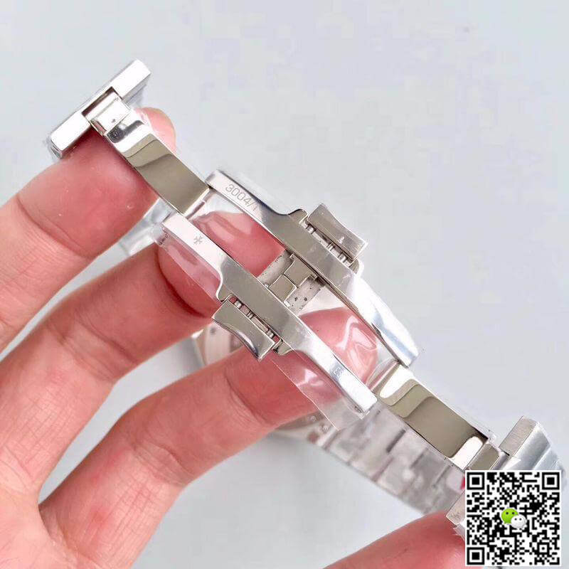 Vacheron C0nstan1n Replica Overseas 47040 JJ Factory 1:1 Best Edition Swiss ETA9015 White Dial