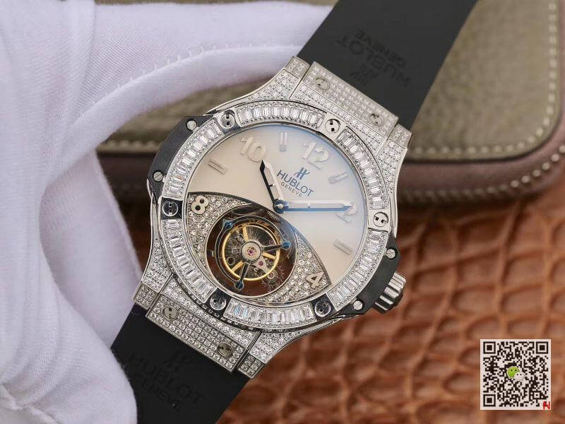 Replica Hublot Classic Fusion 45mm Tourbillon With D1am0nd Gray Dial 1:1 Best Edition on Black Rubber Strap Swiss Tourbillon