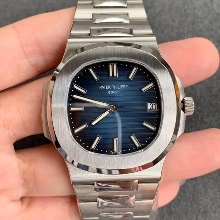 Replica Pat*k Phi1i*pe Nautilus 5711/1A 010 1:1 Best Edition GR Factory Blue Dial