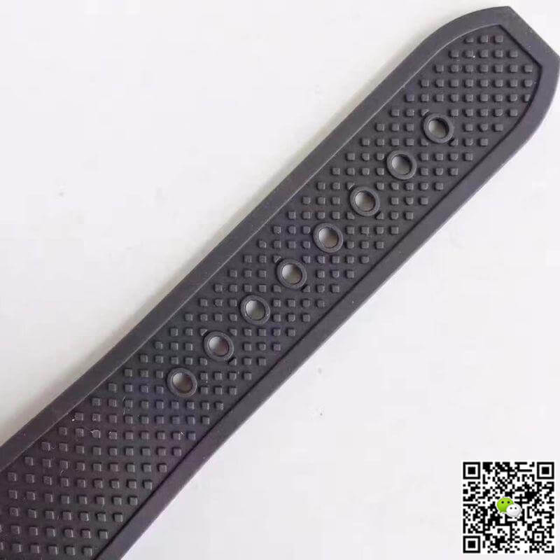 Replica Calibre De Ca*t1er Diver CRW7100055 JF Factory 1:1 Best Edition Swiss ETA9015