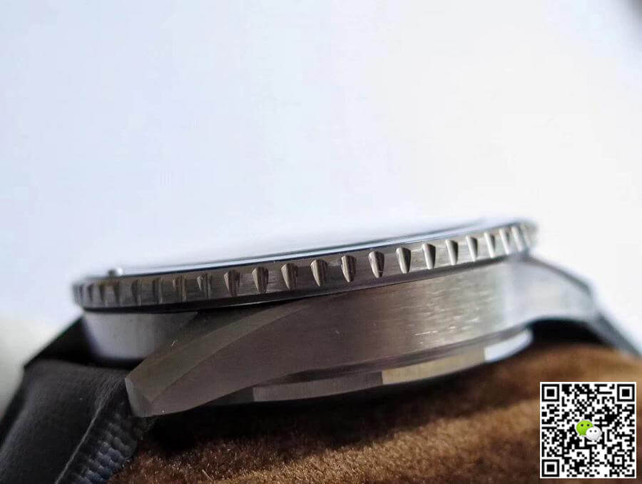 Replica Blancpain Fifty Fathoms Bathyscaphe 5000-0240-O52A ZF Factory Men Watches 1:1 Best Edition Swiss ETA1315 Blue Sunburst Dial