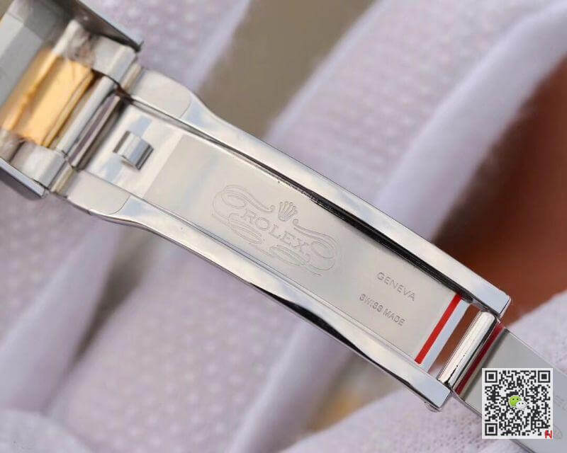 Replica R01ex GMT Master II 116713 LN 40mm EW Factory 1:1 Best Edition Swiss ETA2836 Stainless Steel Two Tone Bracelet