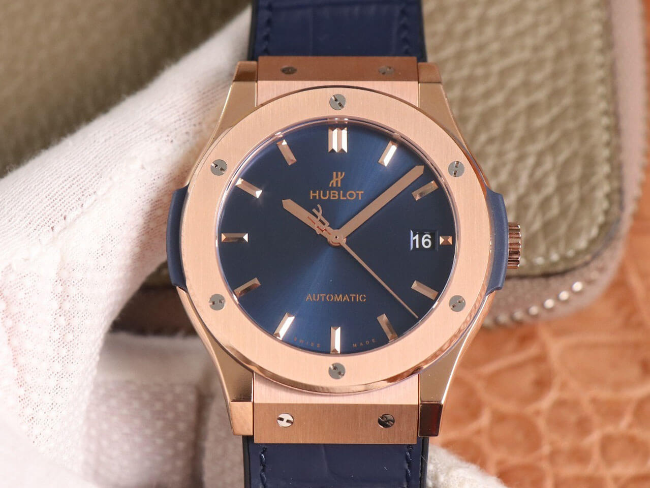 Replica Hublot Classic Fusion 511.OX.7180.LR 1:1 Best Edition WWF Factory Rose Gold