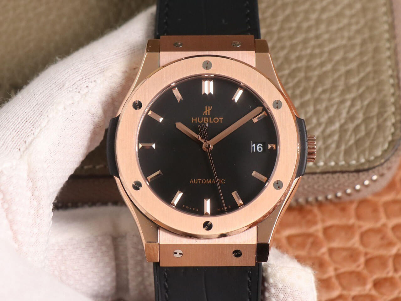 Replica Hublot Classic Fusion 511.OX.1181.LR 1:1 Best Edition WWF Factory Rose Gold Black Dial