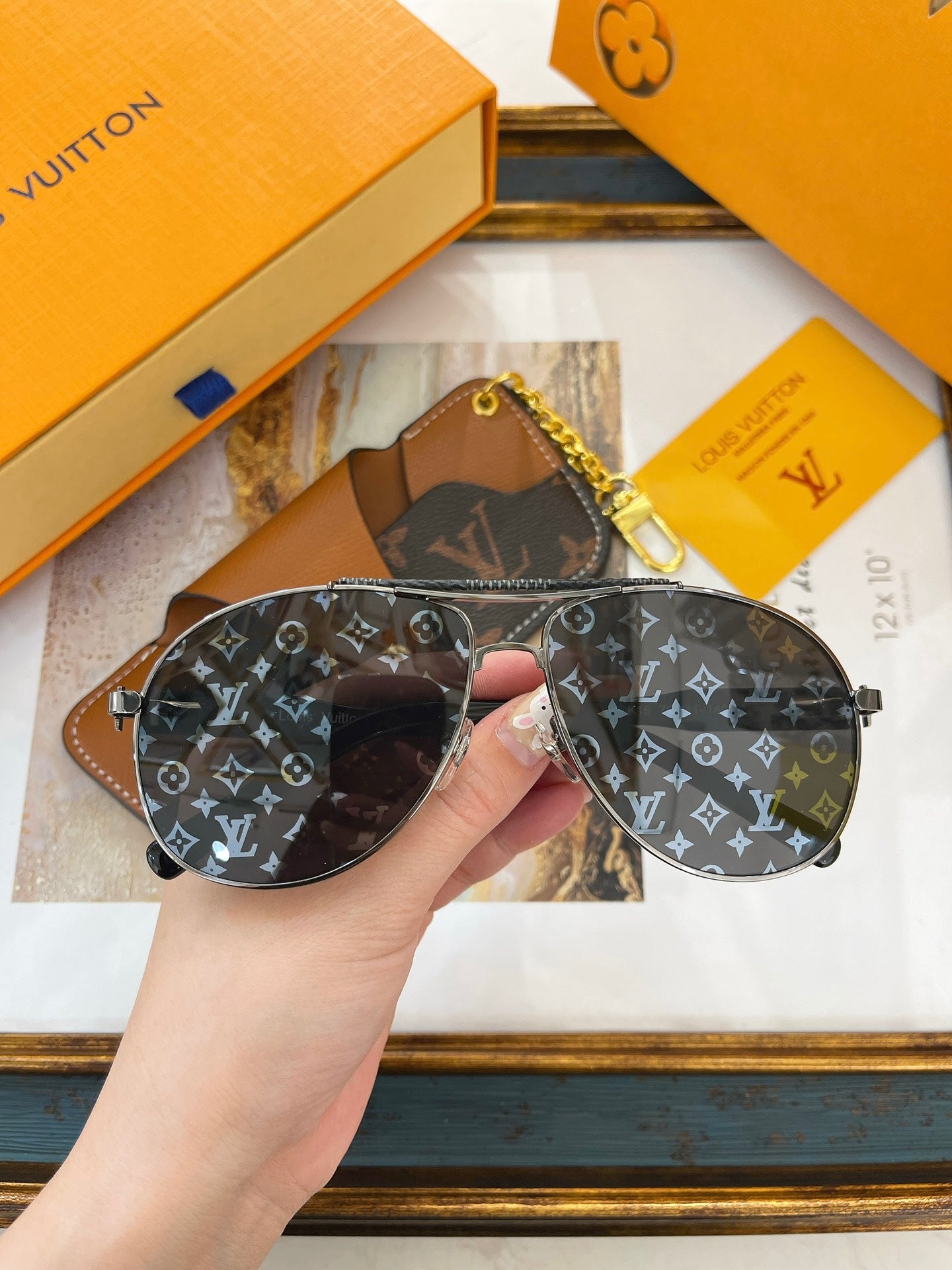 L0vis Vvtt0n Sunglasses