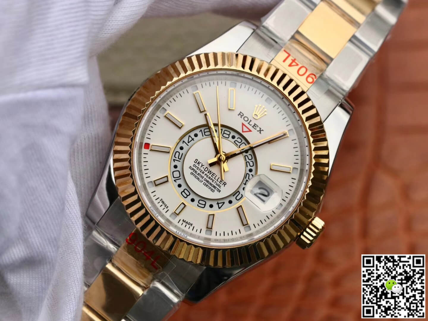 Replica R01ex Sky Dweller M326933-0009 1:1 Best Edition Noob Factory White Dial