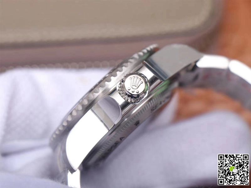 Replica R01ex Sea-Dweller Deepsea M126660-0002 1:1 Best Edition Noob Factory D-Blue Swiss ETA3235