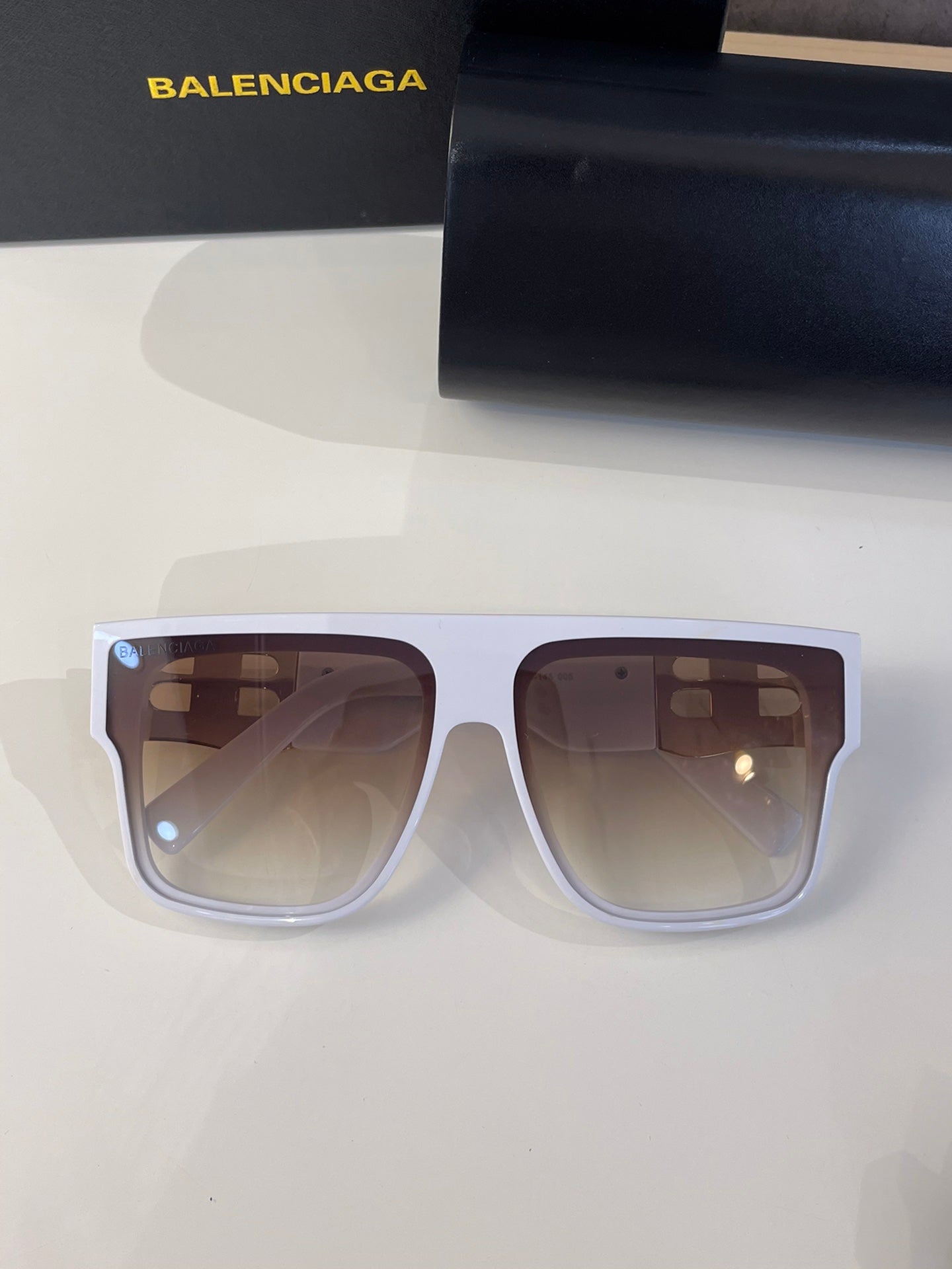 Ba1en*iaga Sunglasses