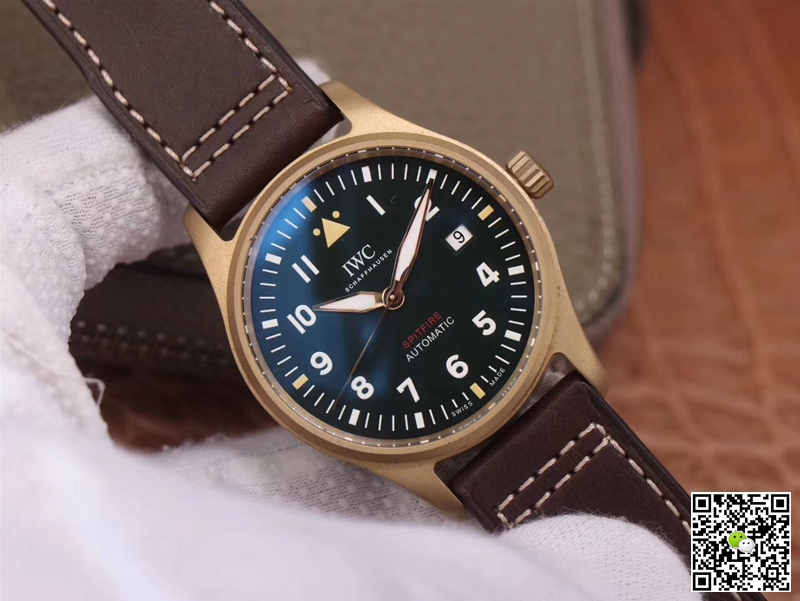 Replica IWC Pilot Spitfire IW326802 1:1 Best Edition MKS Factory Black Dial Swiss ETA9015