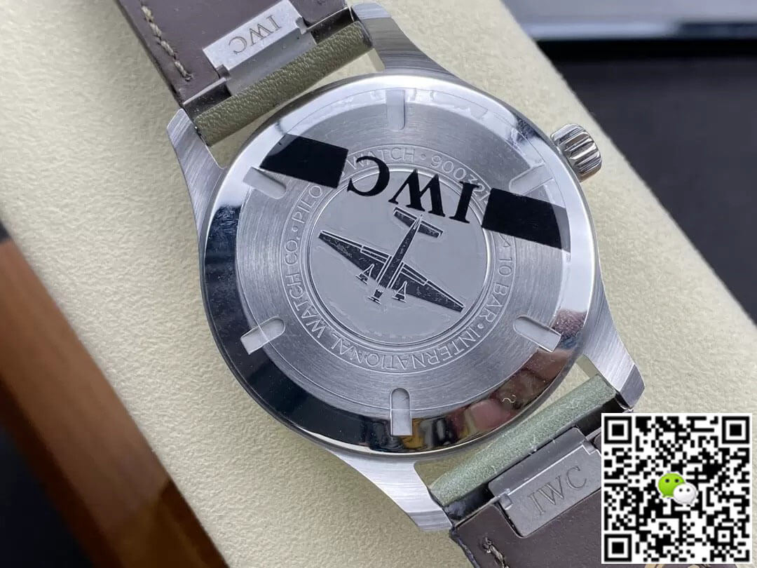 Replica IWC Pilot IW328205 1:1 Best Edition M+ Factory Leather Strap