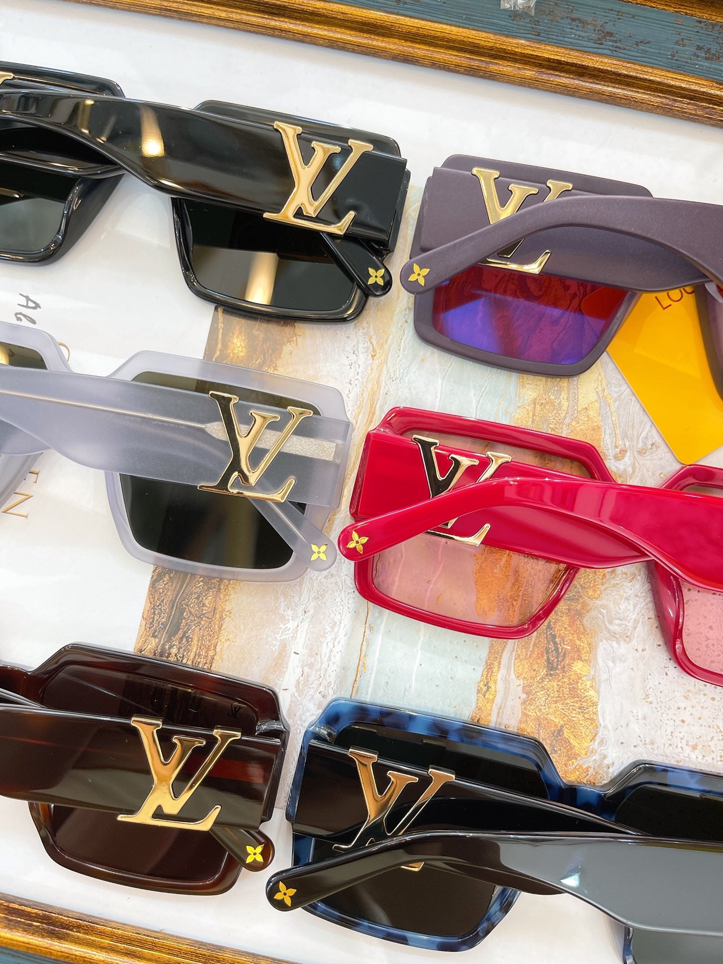 L0vis Vvtt0n Sunglasses