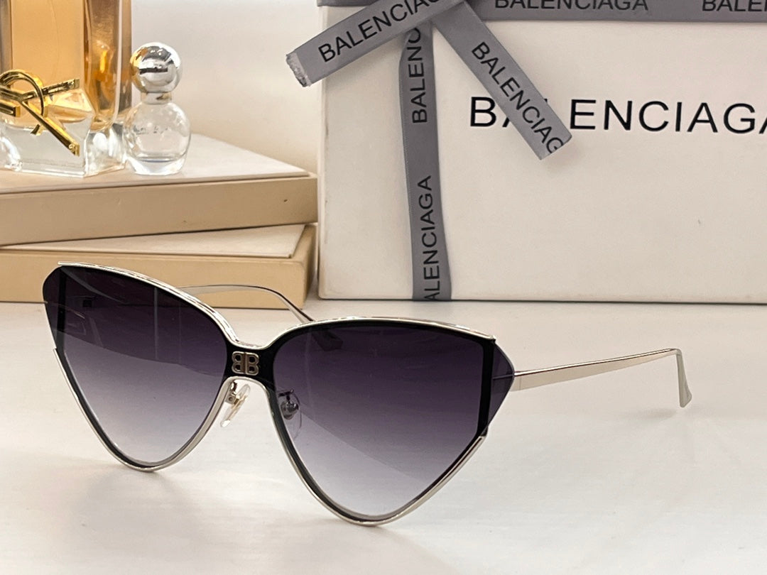 Ba1en*iaga Sunglasses Dupe
