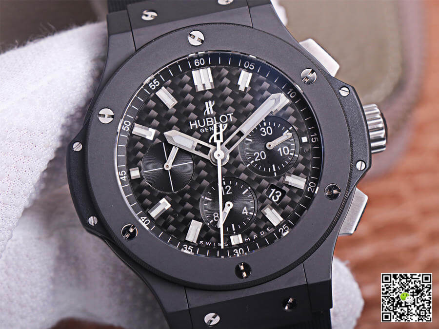 Replica Hublot Big Bang 301.QX.1724.RX 1:1 Best Edition V6 Factory Carbon Fiber