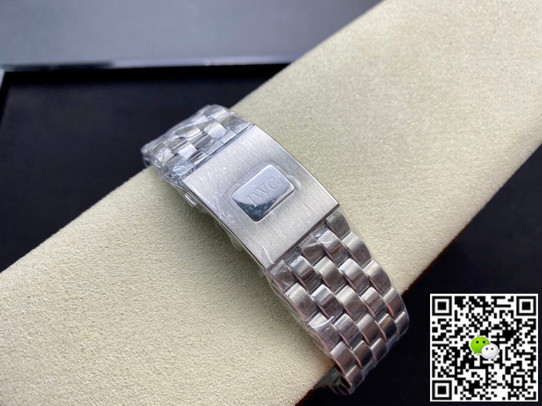 Replica IWC Pilot Chronograph IW377717 ZF Factory 1:1 Best Edition Swiss ETA7750 Blue Dial