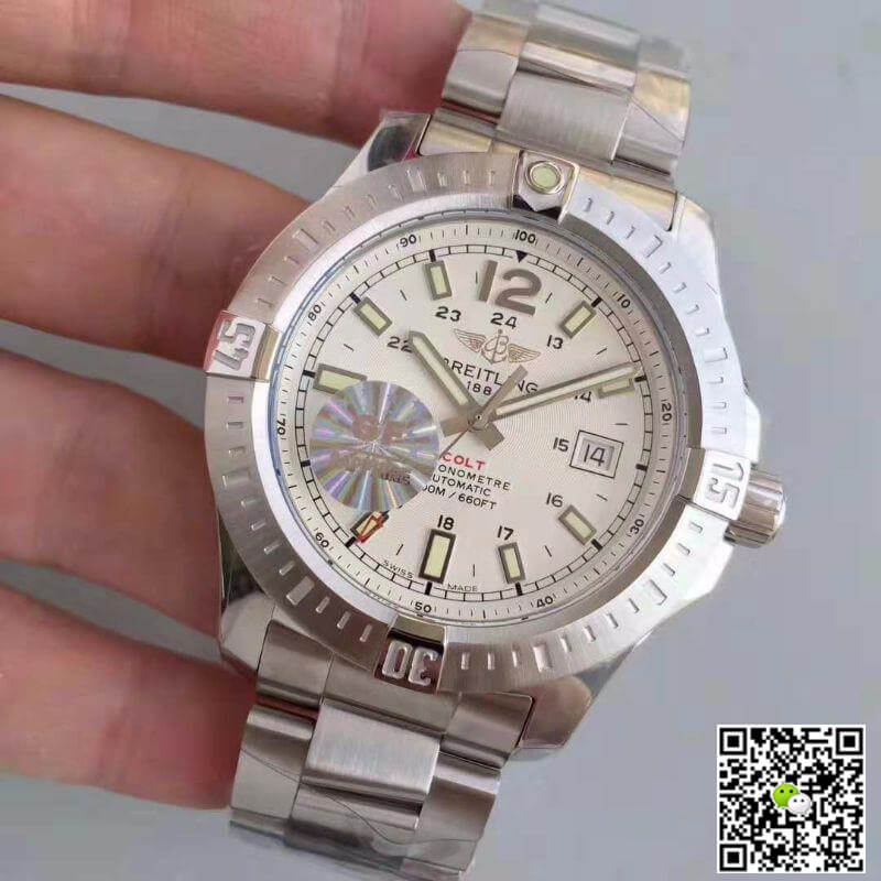 Replica Breitling Colt Automatic A7438811/G792/173A GF Factory 1:1 Best Edition Swiss ETA2824-2 White Dial