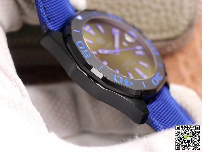 Replica Tag Heuer Aquaracer WAY208C.RHZ4752 1:1 Best Edition V6 Factory Black Dial Swiss ETA2824-2