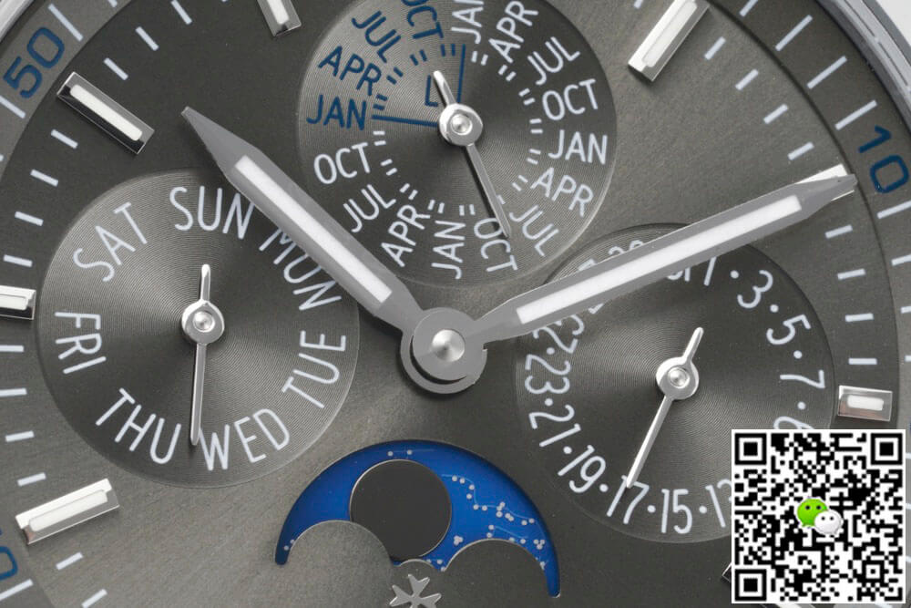 Replica Vacheron C0nstan1n Overseas 4300V/120G-B102 1:1 Best Edition 8F Factory V2 Rubber Strap