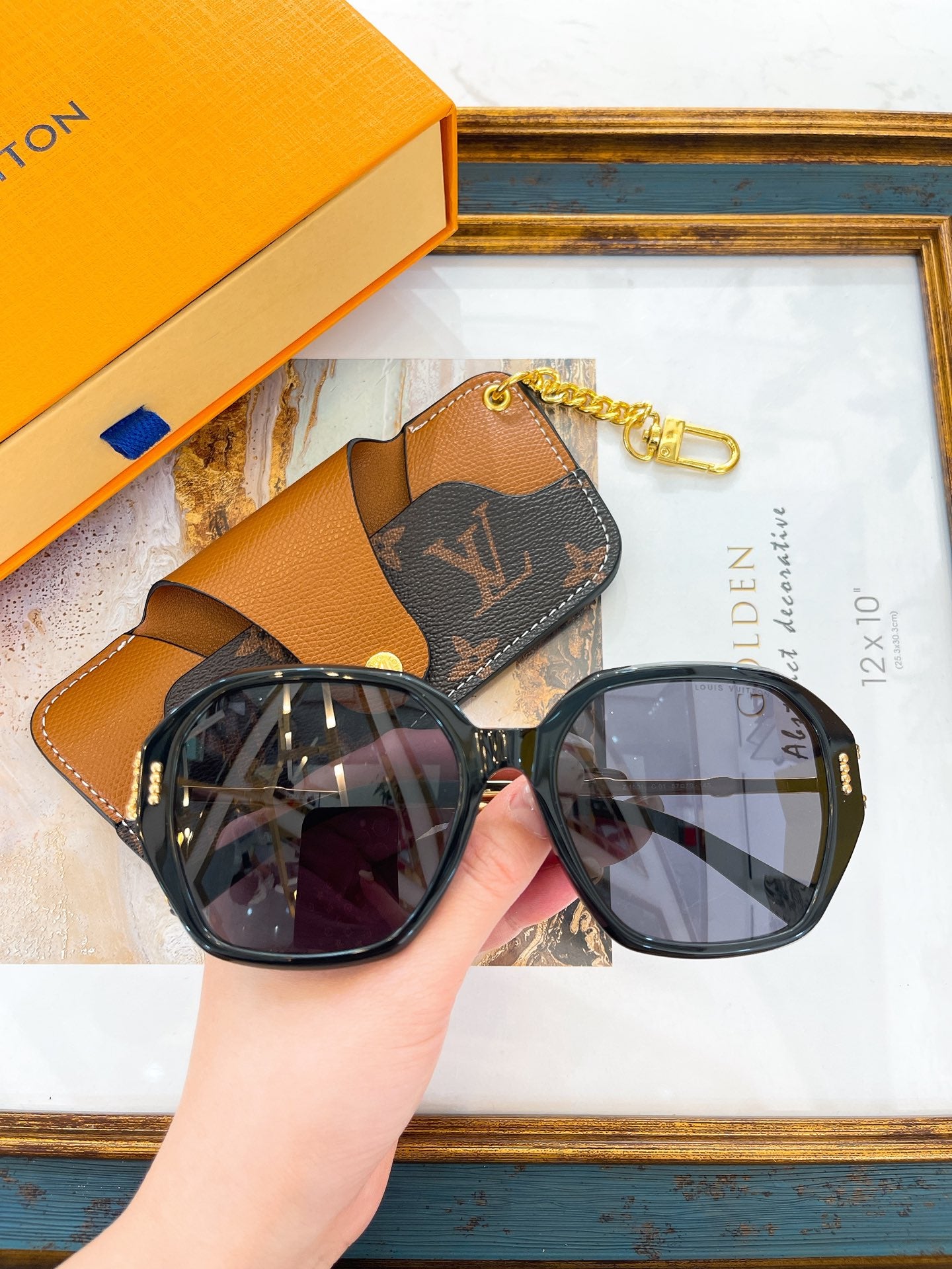 L0vis Vvtt0n Sunglasses